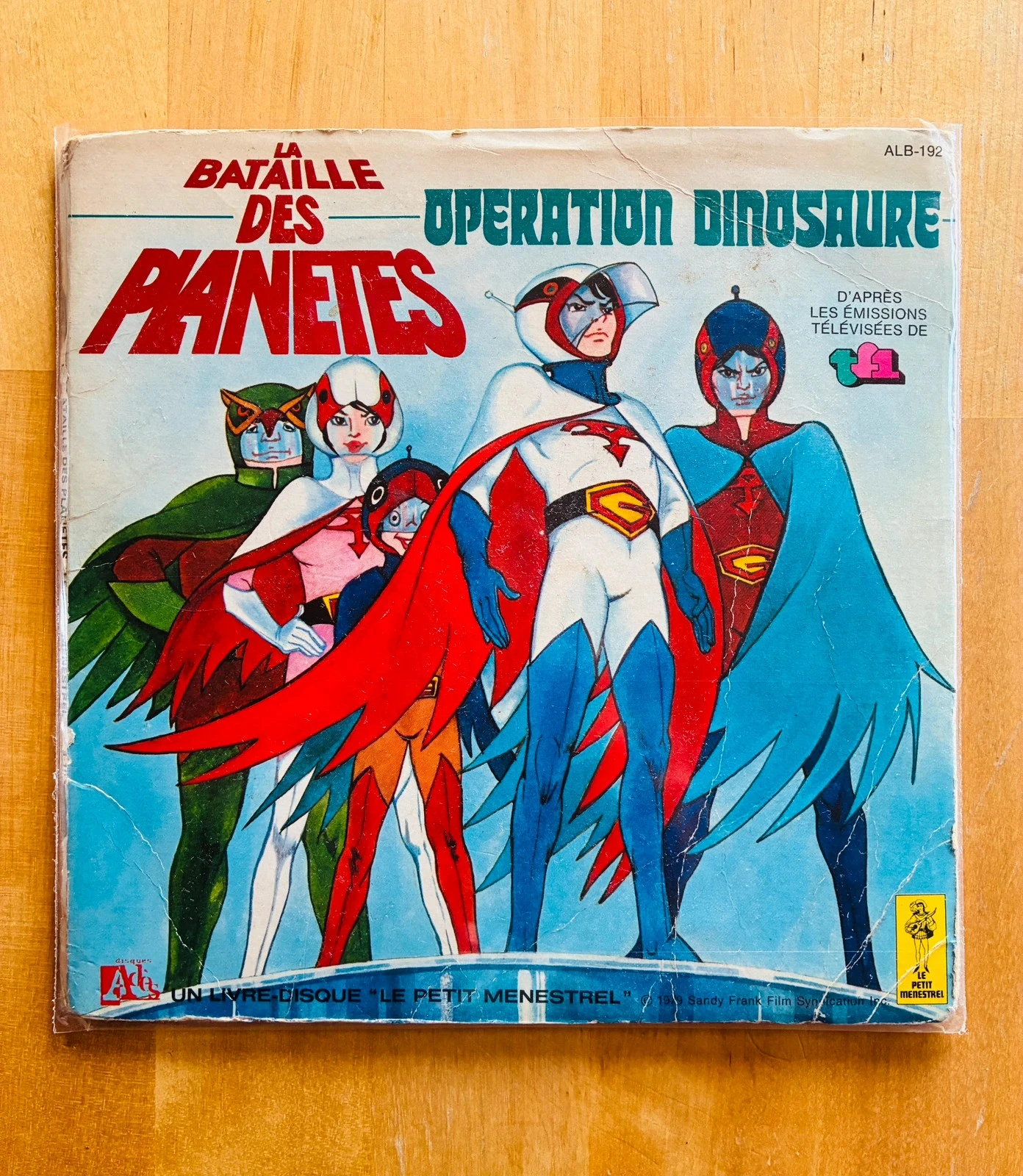 Livre disque vinyle 45T La bataille des planète Opération Dinosaure.